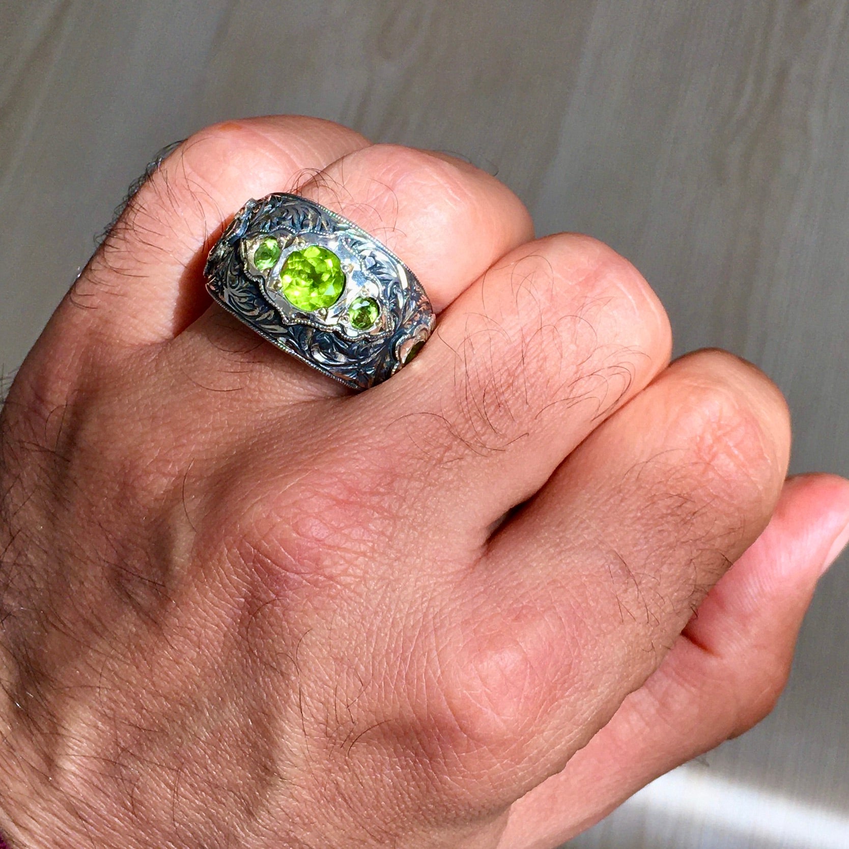 Handmade 925 Sterling Silver Peridot Signet Mens Ring, Weight: 8g Approx,  4-16 Us Size Available at Rs 1500/piece in Jaipur